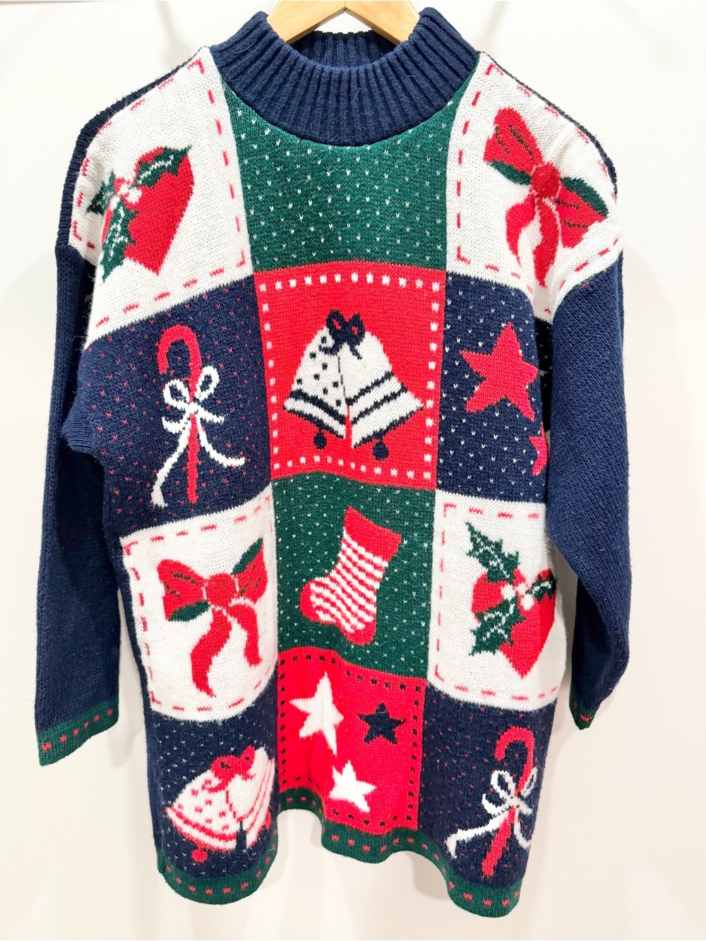 VINTAGE Holiday Christmas Cottagecore Sweater, M/L
